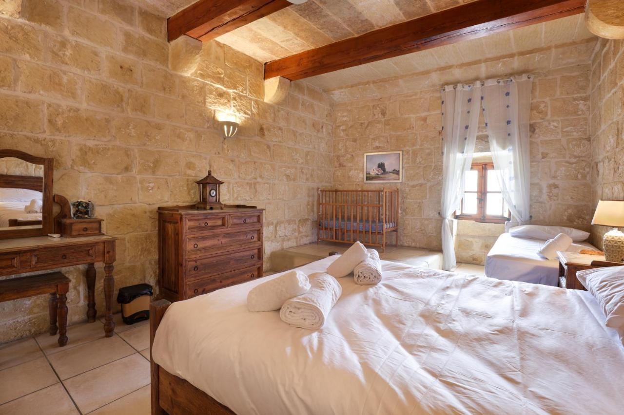 Superb Maltese Farmhouse With Private Pool Villa Victoria Exteriör bild