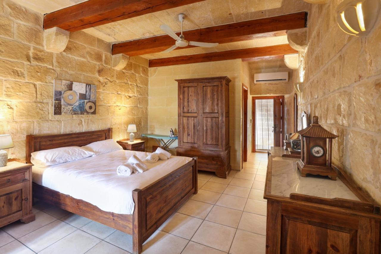 Superb Maltese Farmhouse With Private Pool Villa Victoria Exteriör bild